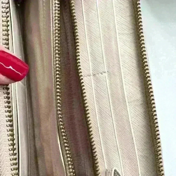 SALVATORE FERRAGAMO VARA BOW Pink Leather Zip Around Long Wallet - Picture 8 of 9